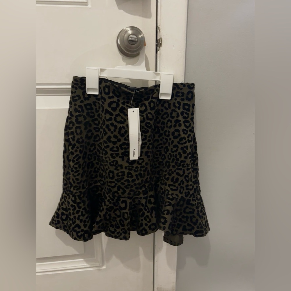 NEW w/ TAGS - Aqua Animal Print Skirt - XS